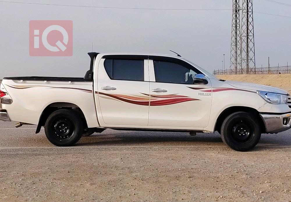 تويوتا هايلوكس